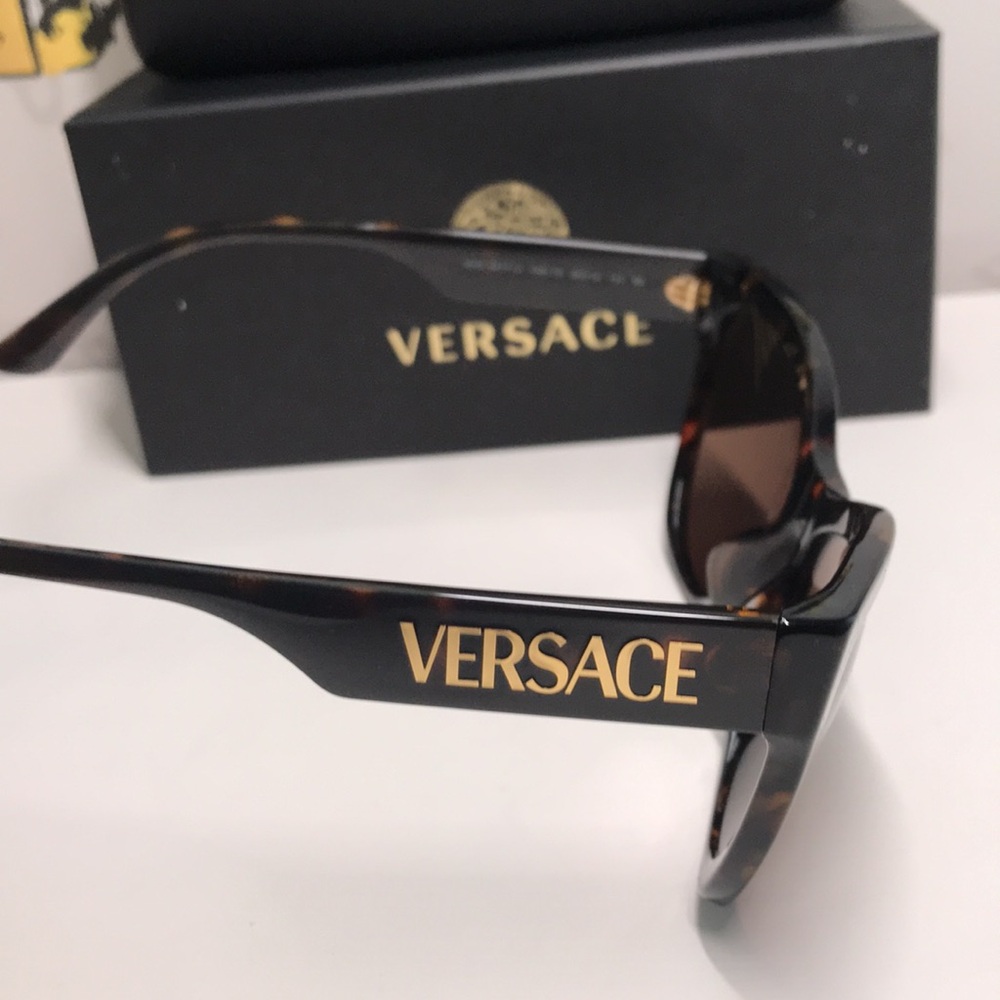 New Authentic Tortoise Shell Sunglasses Ve4417-U - image 8